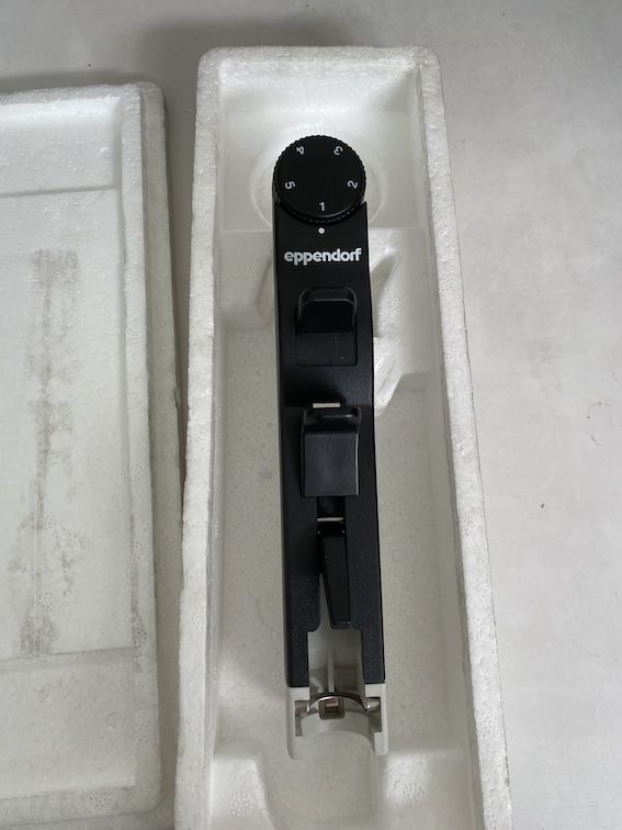 Dispenser Pipet, Eppendorf, 5 kademeli (12345 ml) ayarlanabilir